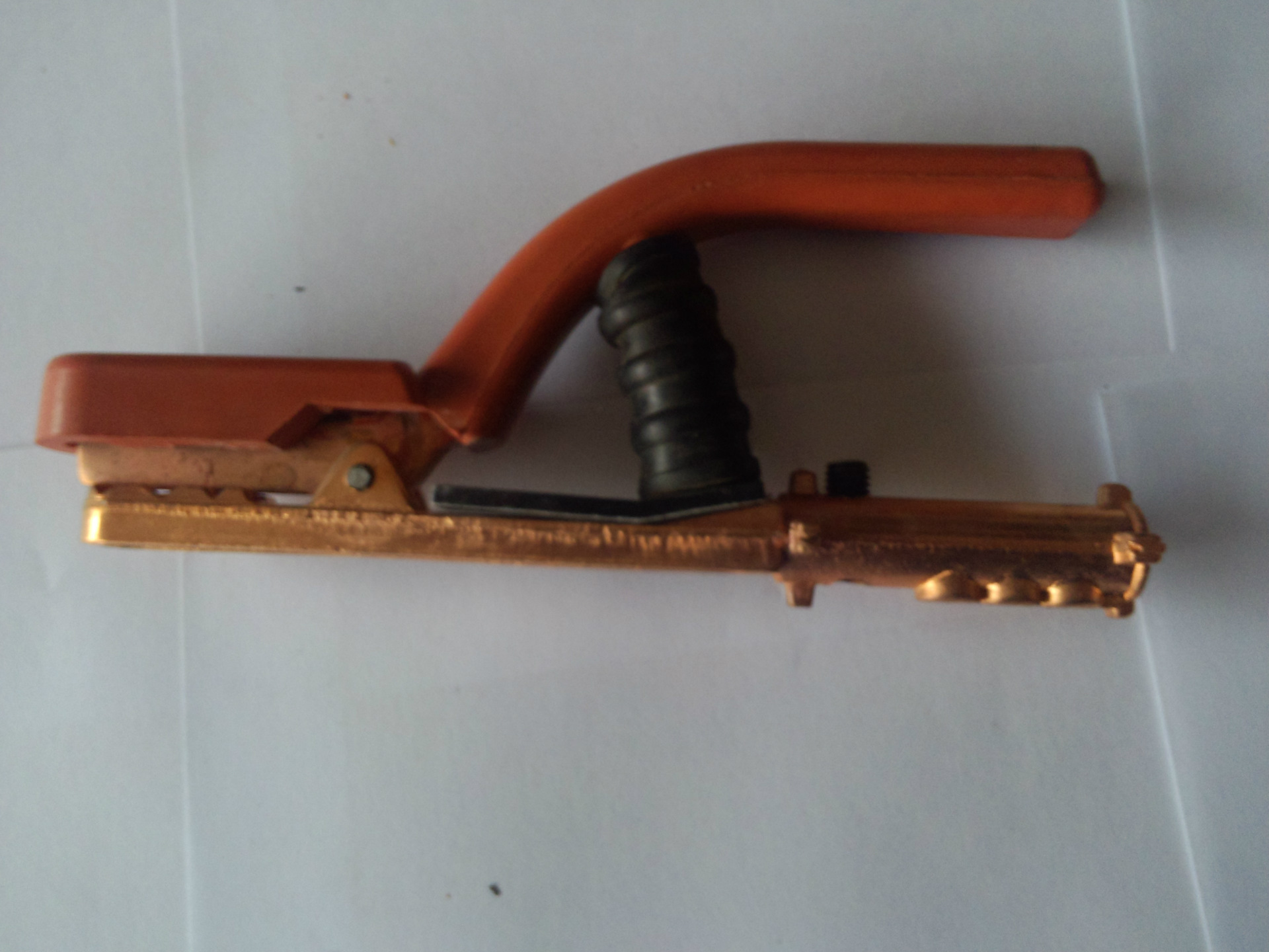 000 点 1 百万点 按实际需要 (详细说明见后) 2-3 百万点 故障判定标准 消耗达 6mm 变形、裂纹或断裂 变形、裂纹或断裂 变形、裂纹或断裂 对策 更换 更换 更换 更换 轻微滑动磨损 凹凸不平磨损 裂纹或断裂 端面安装不平超过 2mm 不影响正常工作 最大允许 0.2mm 更换 目测重新安装 绝缘垫片 垫片 绝缘板 绝缘键 绝缘管 螺栓 内六角螺钉 螺母 2-3 百万点 2-3 百万点 2-3 百万点 2-3 百万点 2-3 百万点 按实际需要 按实际需要 按实际需要 11