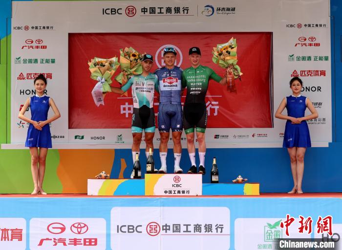 第二十三届环青海湖国际公路自行车赛揭幕战：